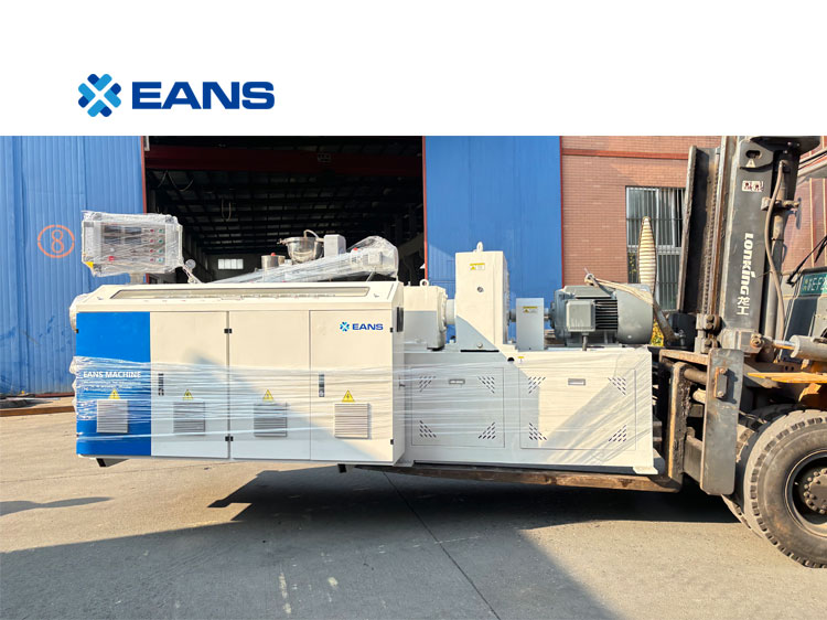 WPC Decking Making Machine To India